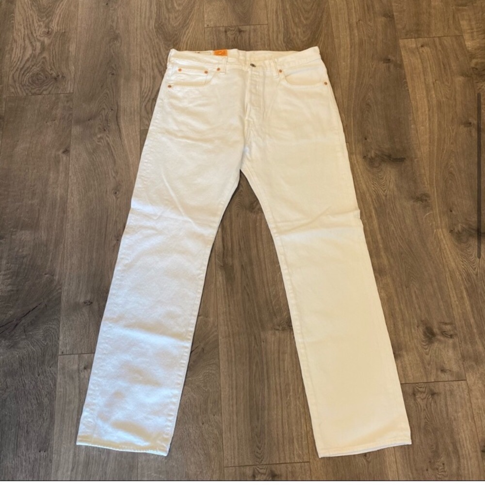 Levi’s White Straight Leg 501 Jeans Size 34x32